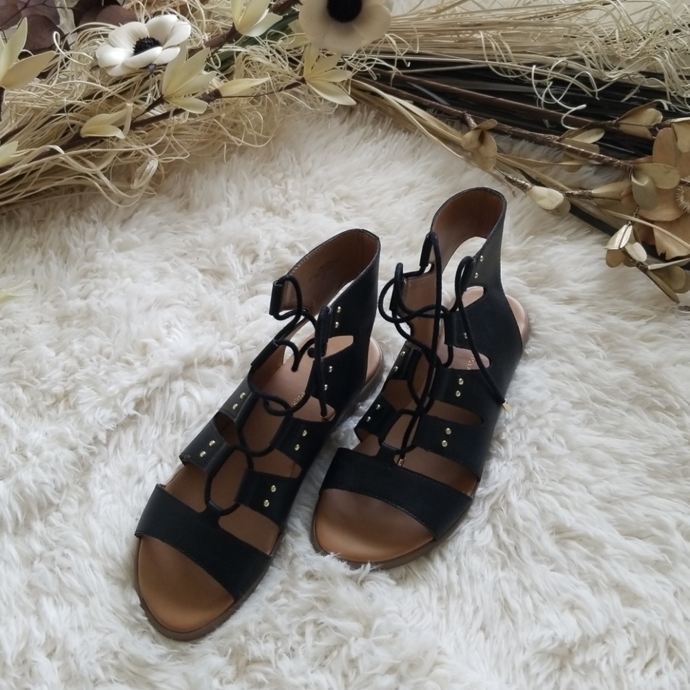 NWOT Tommy Hilfiger Sandals